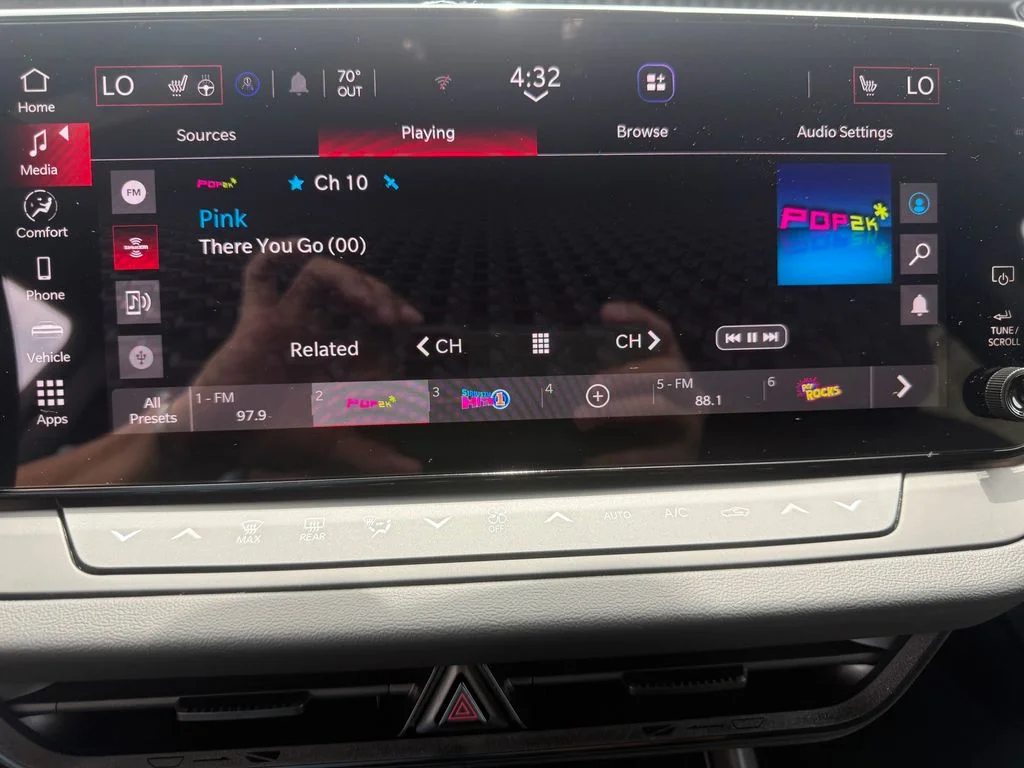 New 2026 Diamond Black Crystal Pearlcoat Dodge R/T image 12