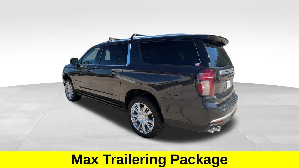Used 2024 Gray Chevrolet High Country image 5