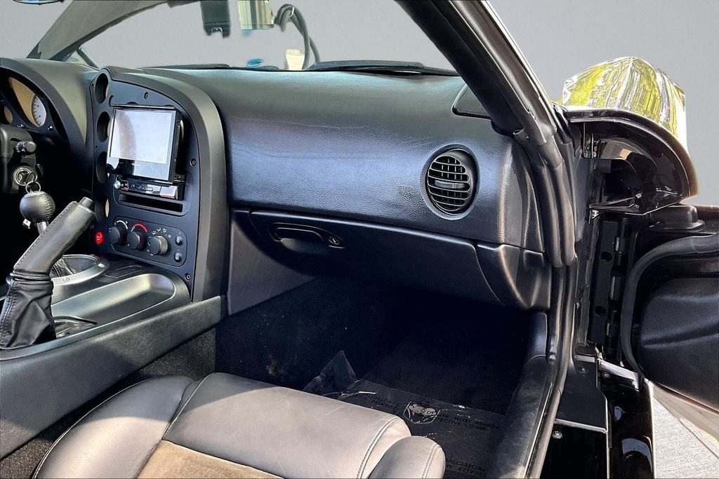 Used 2005 Black Dodge SRT10 image 13