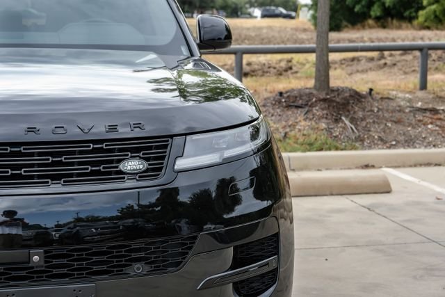 Used 2025 Black Land Rover SE image 56