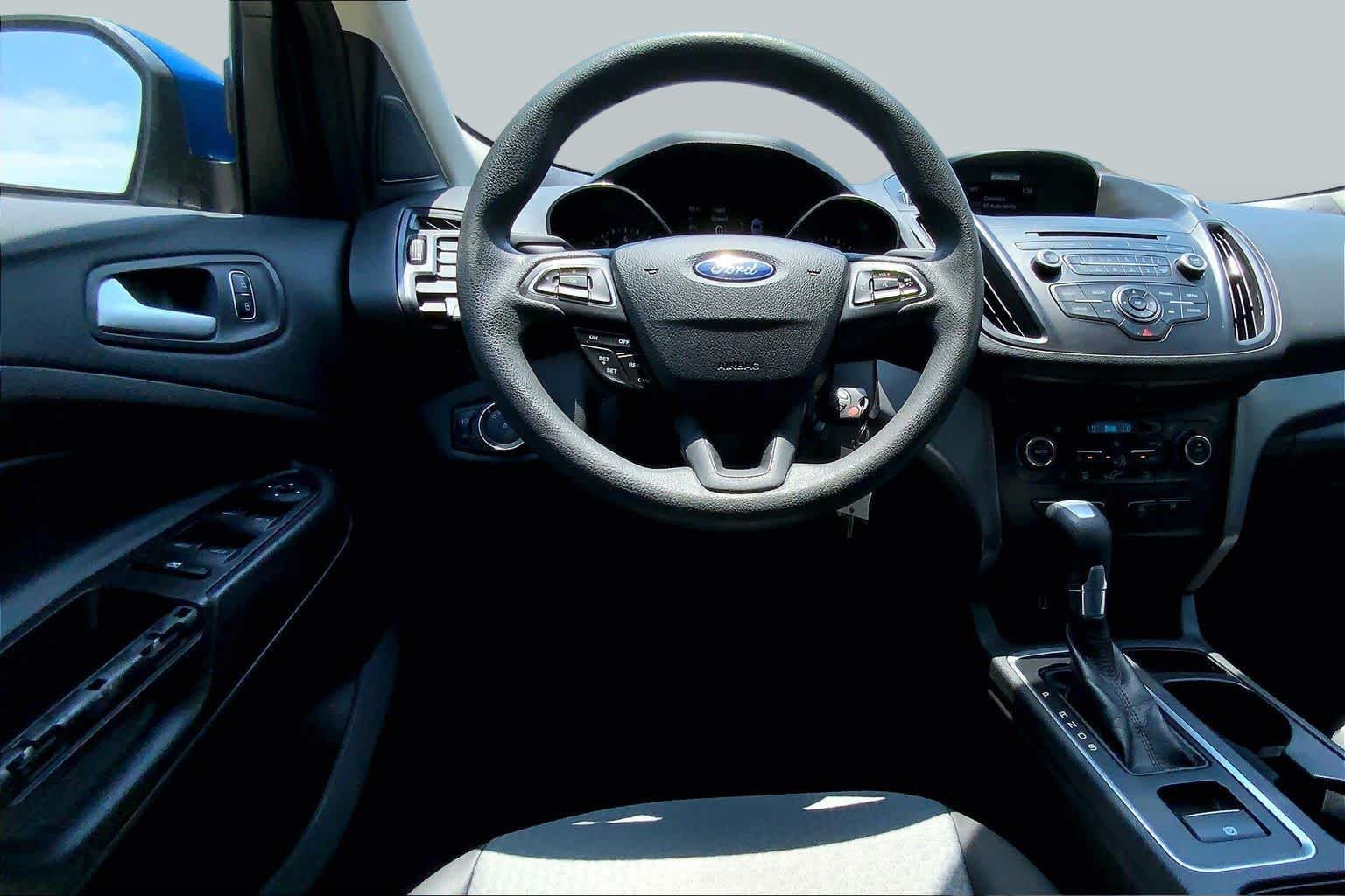 Used 2017 Lightning Blue Metallic Ford SE image 6