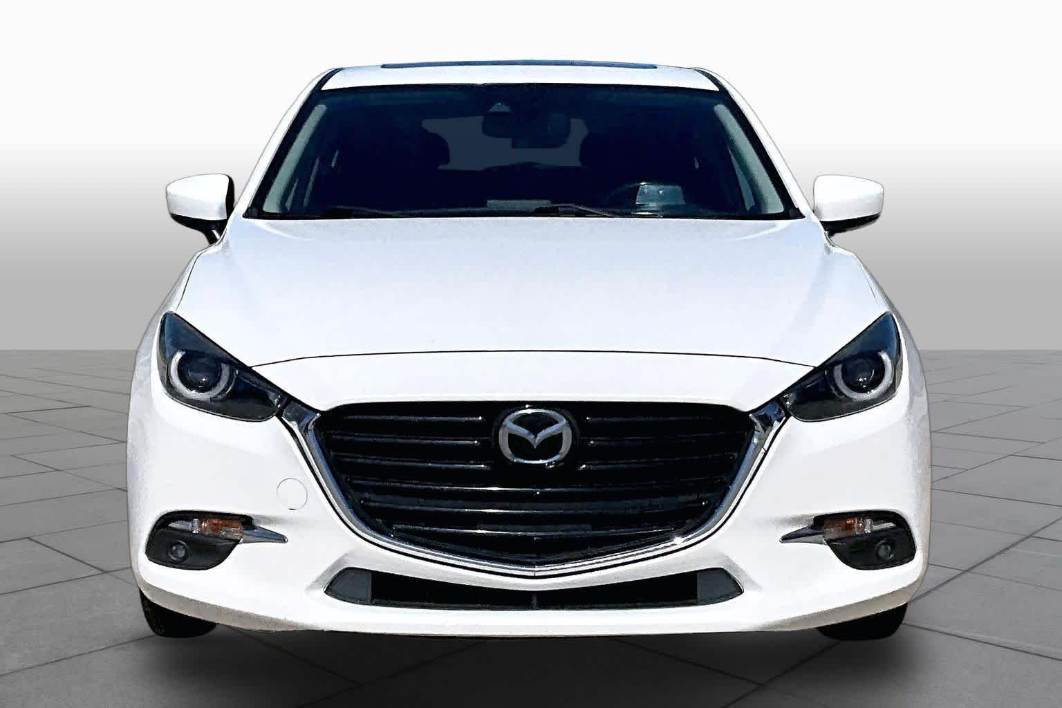 Used 2017 Snowflake White Pearl Mica Mazda Grand Touring image 4