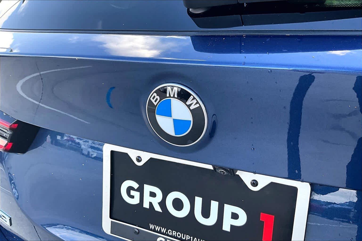 Used 2023 Phytonic Blue Metallic BMW sDrive30i image 30