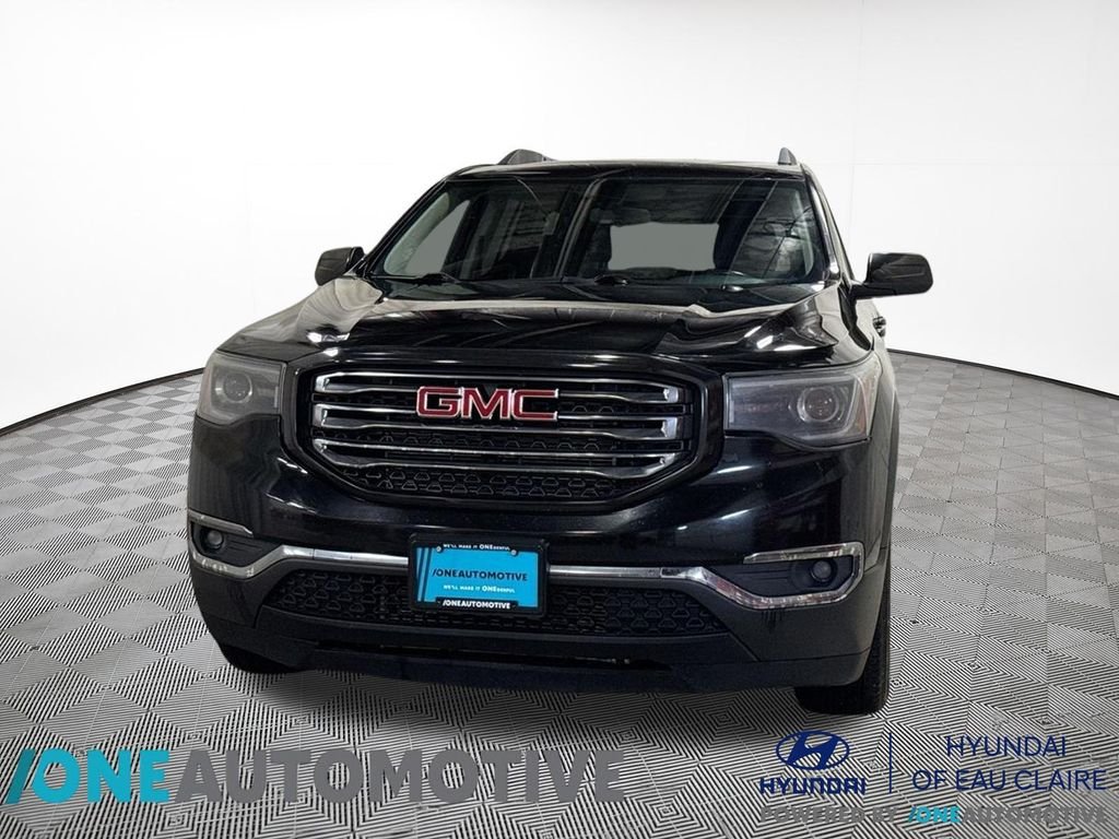 2017 GMC Acadia SLE-2