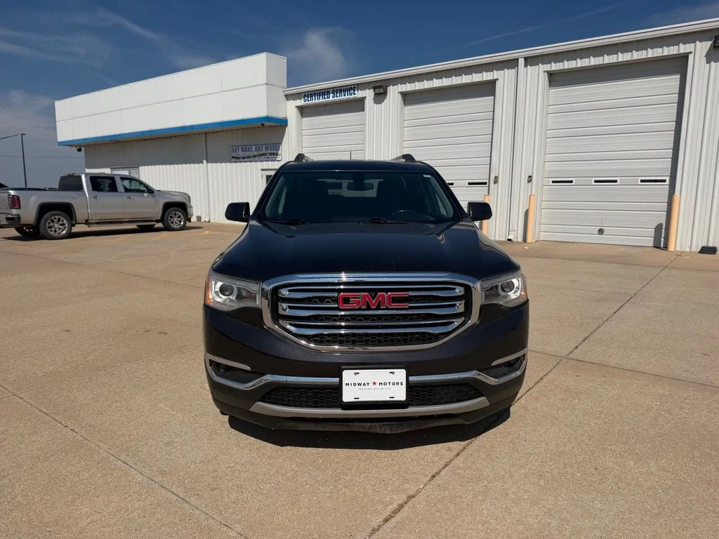 Used 2018 Silver GMC SLE-2 image 8