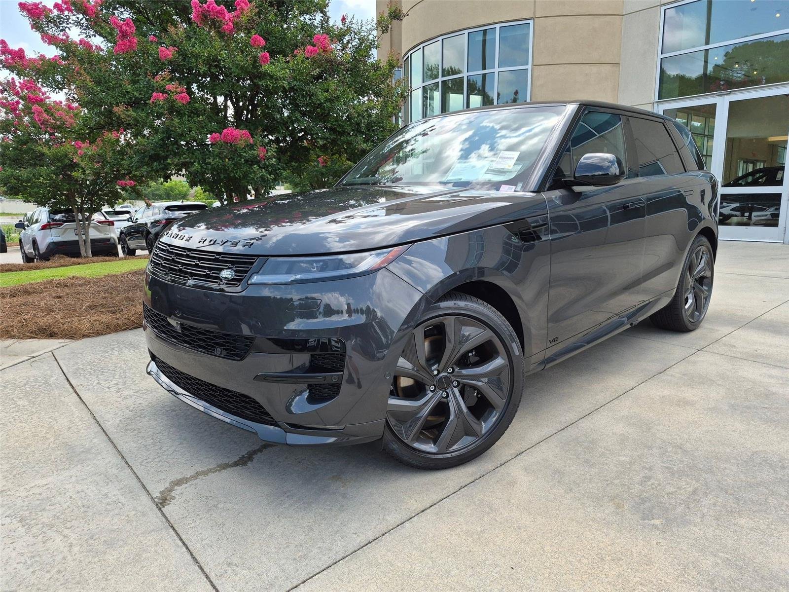 New 2026 Carpathian Grey Premium Metallic Land Rover Dynamic SE image 1