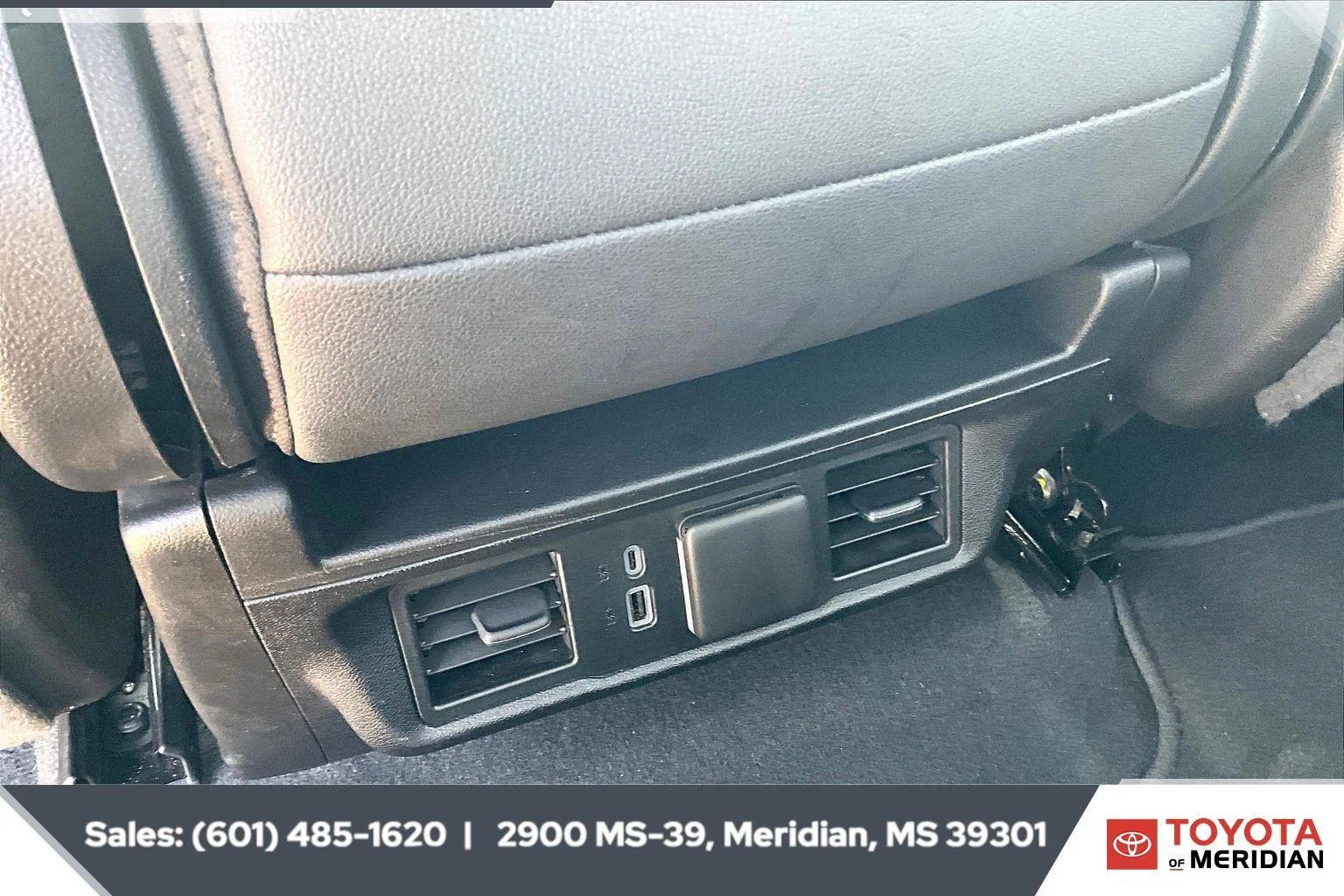 2024 GMC Sierra 1500 SLT - Photo 23
