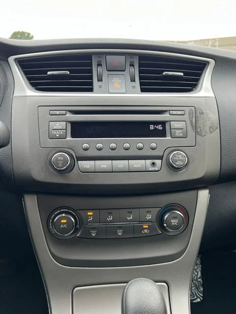 Used 2014 Gray Nissan SV image 7