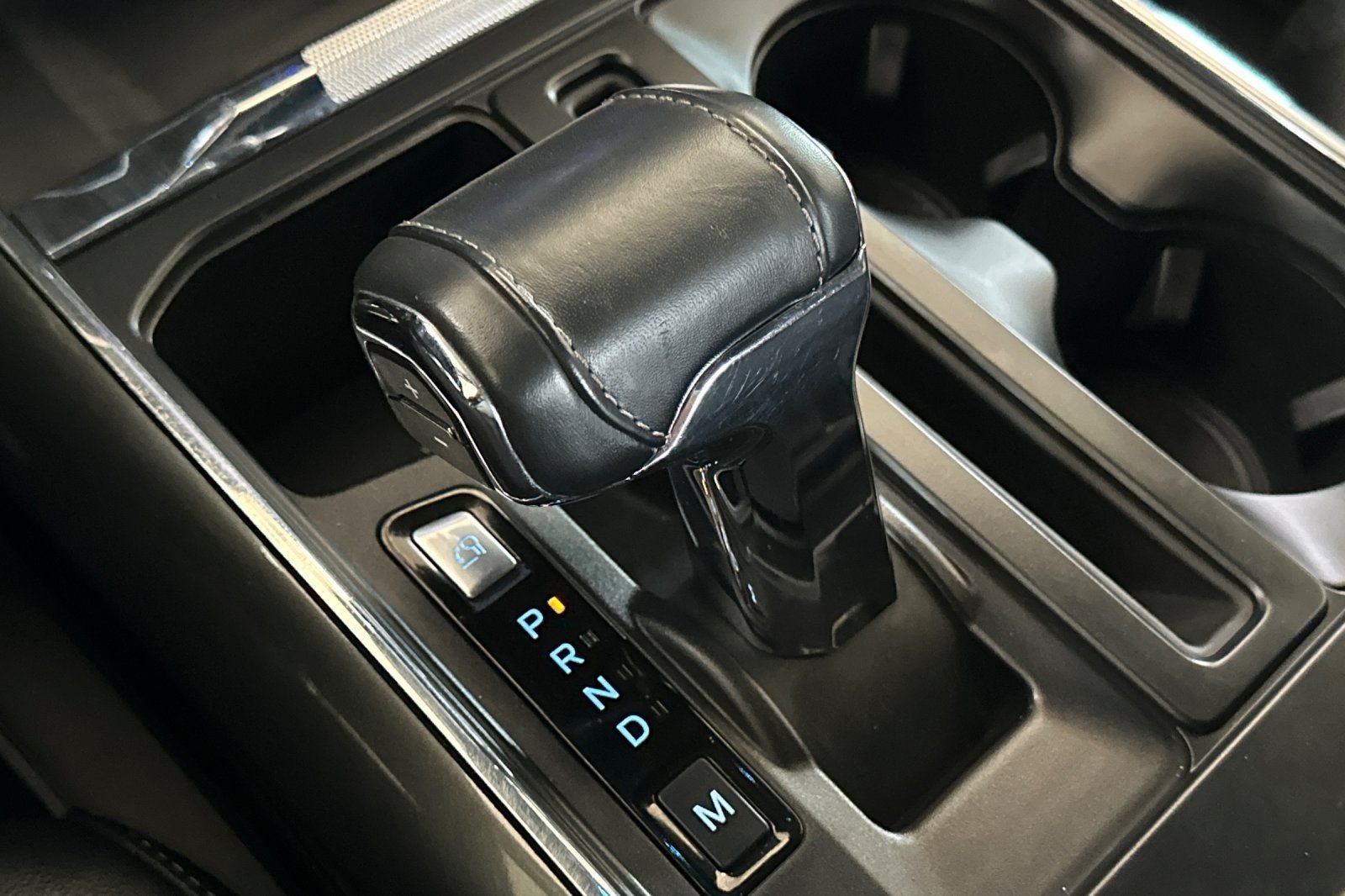 Used 2022 Black Ford Lariat image 22