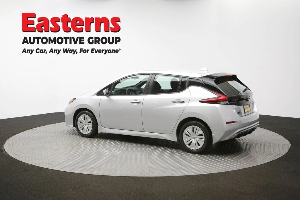 Used 2023 Silver Nissan S image 58