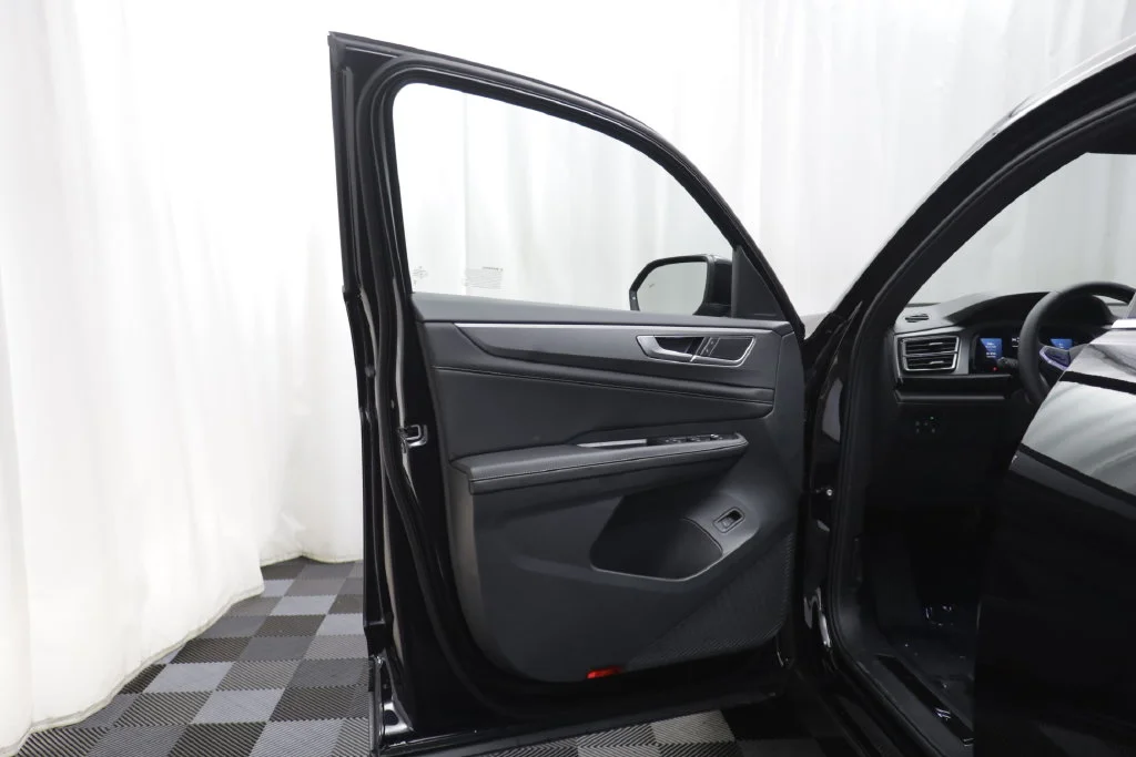 New 2026 Black Pearl Volkswagen SE w/Technology image 5