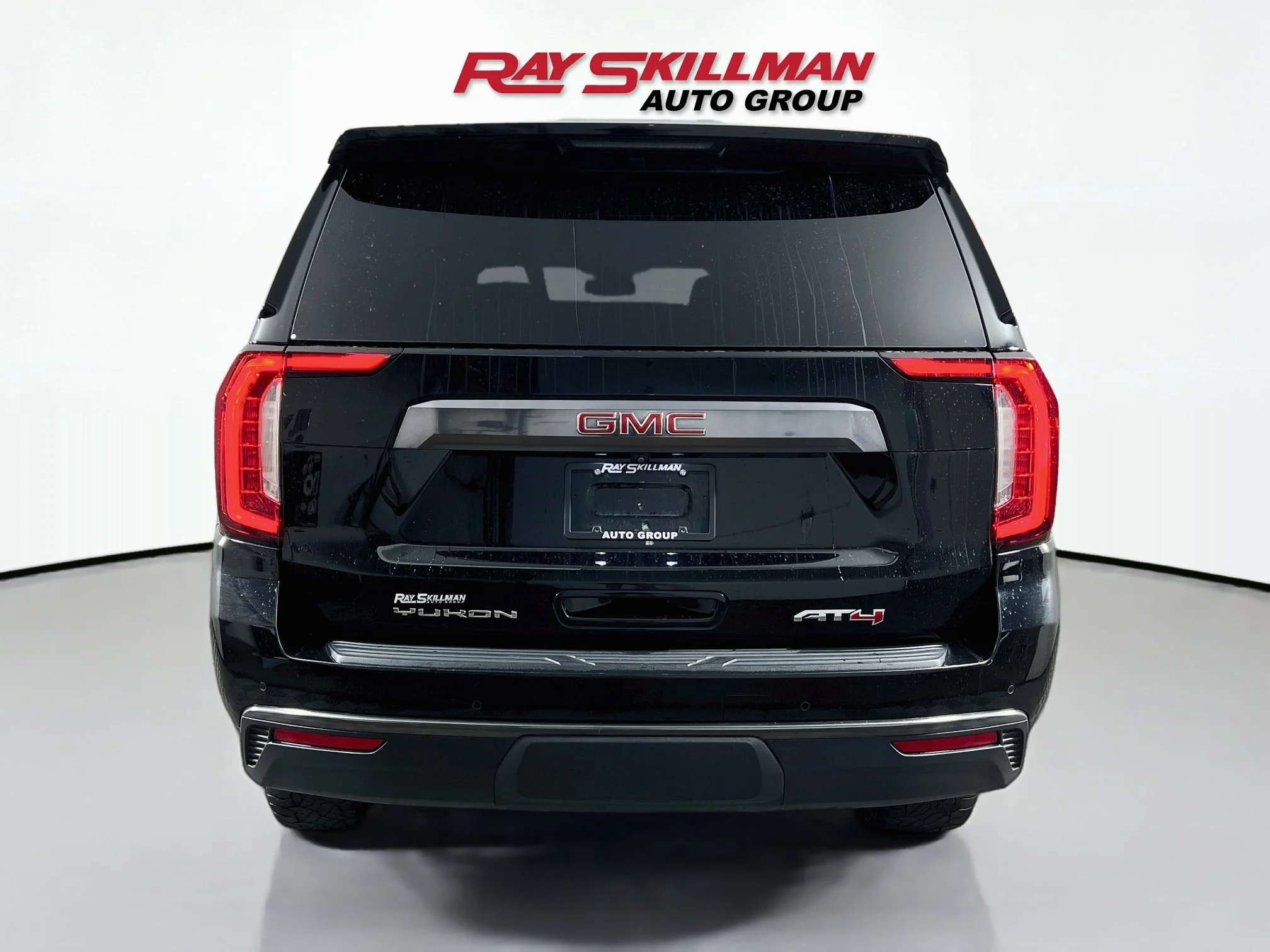 Used 2023 Onyx Black GMC AT4 image 6