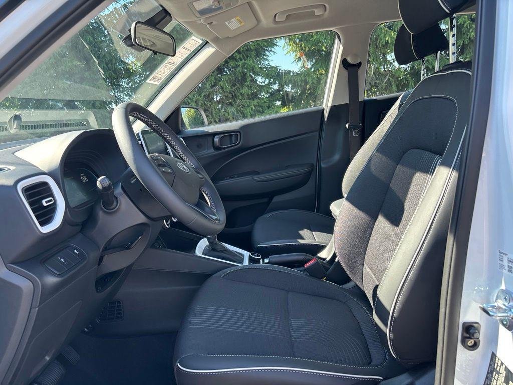 New 2026 White Hyundai SEL w/Two-Tone Roof image 10