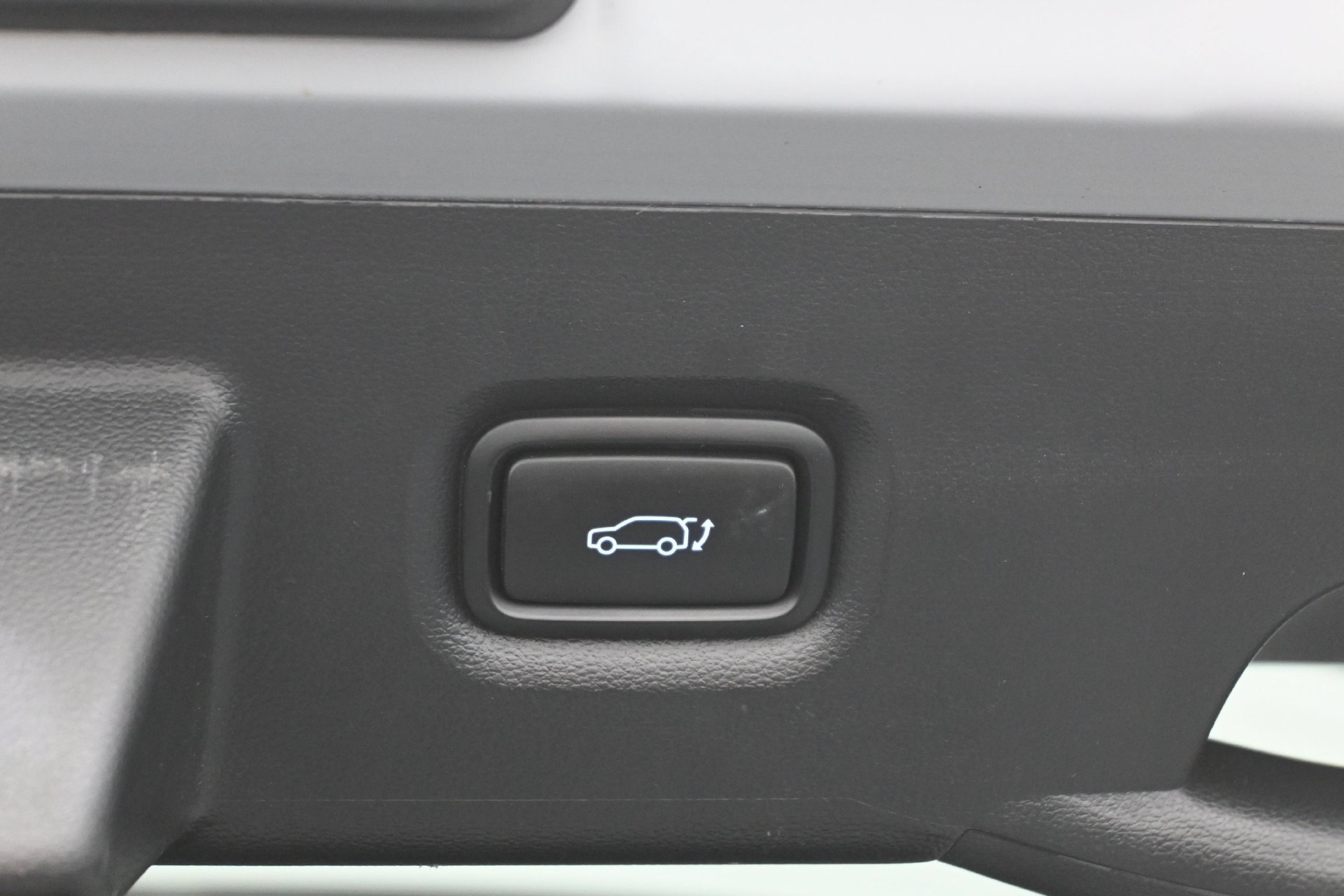 Used 2024 Cyber Gray Hyundai SEL AWD image 19