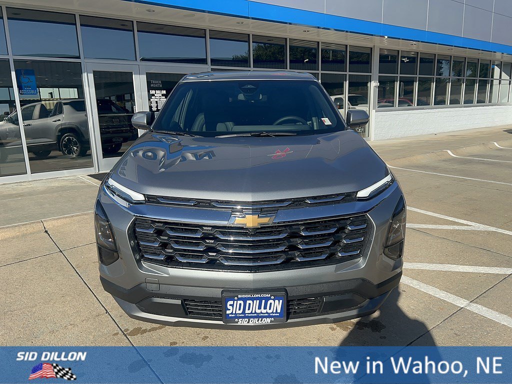2027 Chevrolet Equinox LT - Photo 7