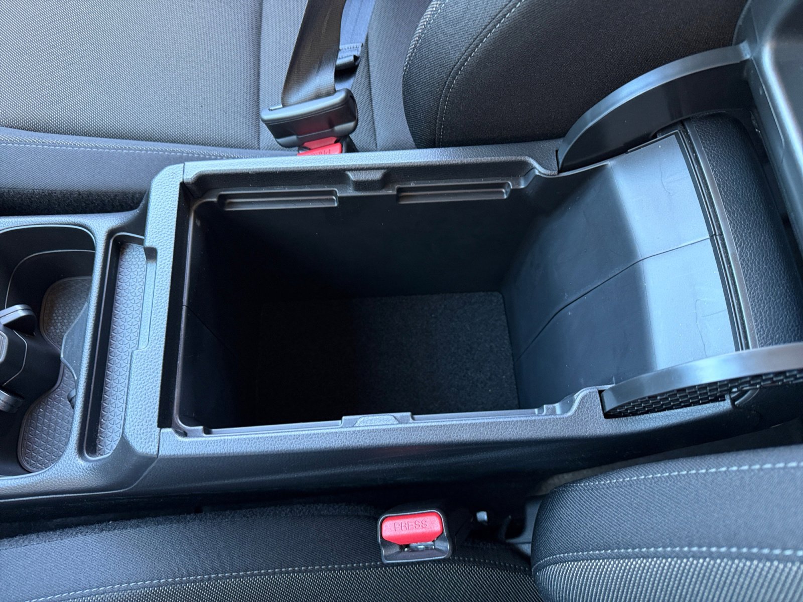 2023 Honda CR-V LX - Photo 18