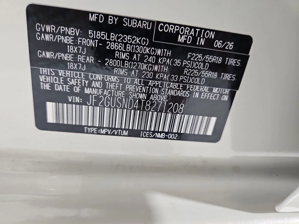 New 2026 CRYSTAL WHITE PEARL Subaru Limited Hybrid image 30