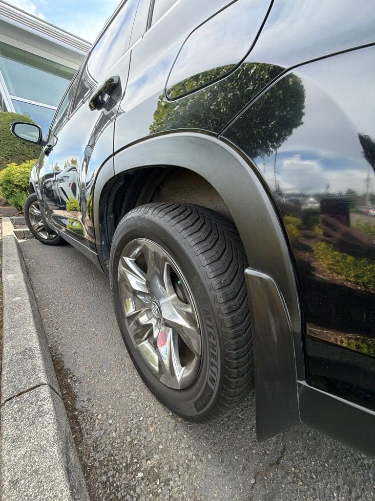 Used 2018 Black Toyota Limited Platinum image 10