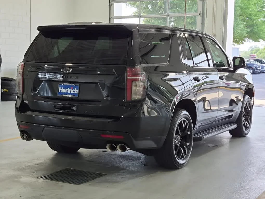 Used 2023 Black Chevrolet RST image 3