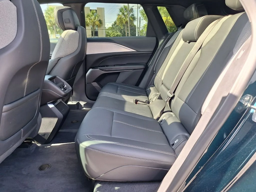 Certified Used 2024 Green Cadillac Tech image 12