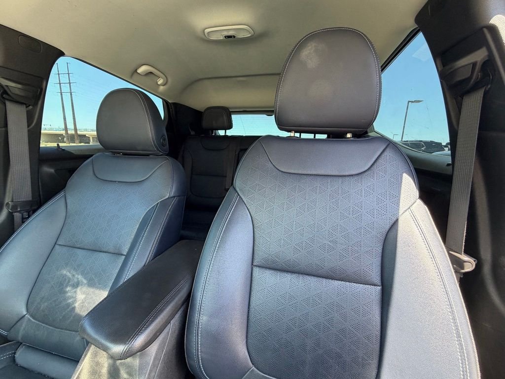 Certified Used 2022 Red Chevrolet Premier image 13