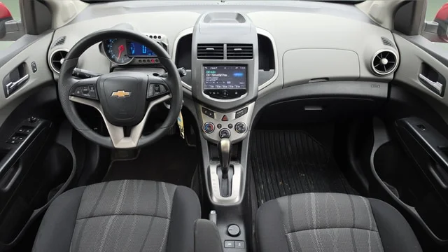 Used 2015 Crystal Red Tintcoat Chevrolet LT image 7