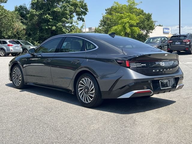 Certified Used 2025 Gray Hyundai SEL image 11