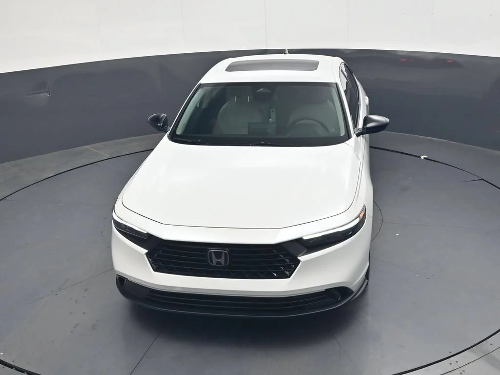 Certified Used 2026 Platinum White Pearl Honda SE image 67