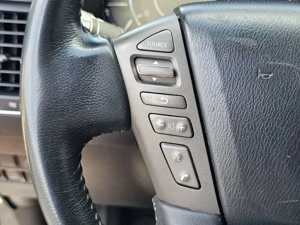 Used 2018 Gun Metallic Nissan SL image 56