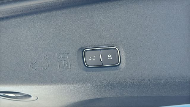 New 2026 Marsh Gray Ford Tremor® image 13