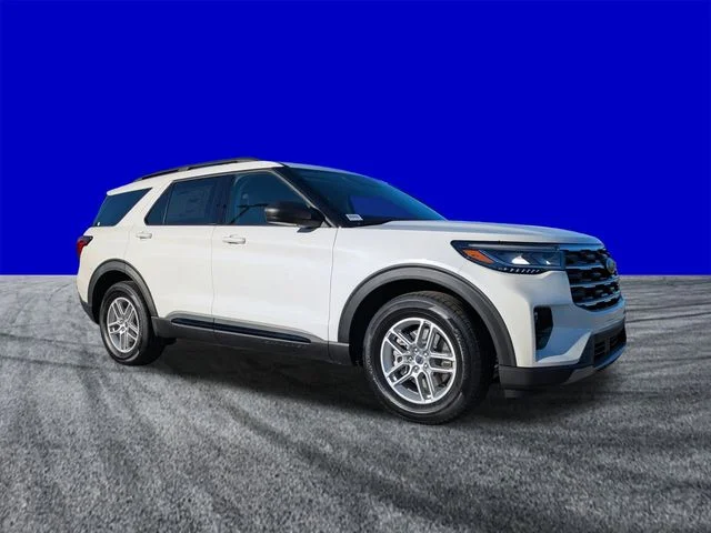 New 2026 Star White Metallic Tri-Coat Ford Active image 2