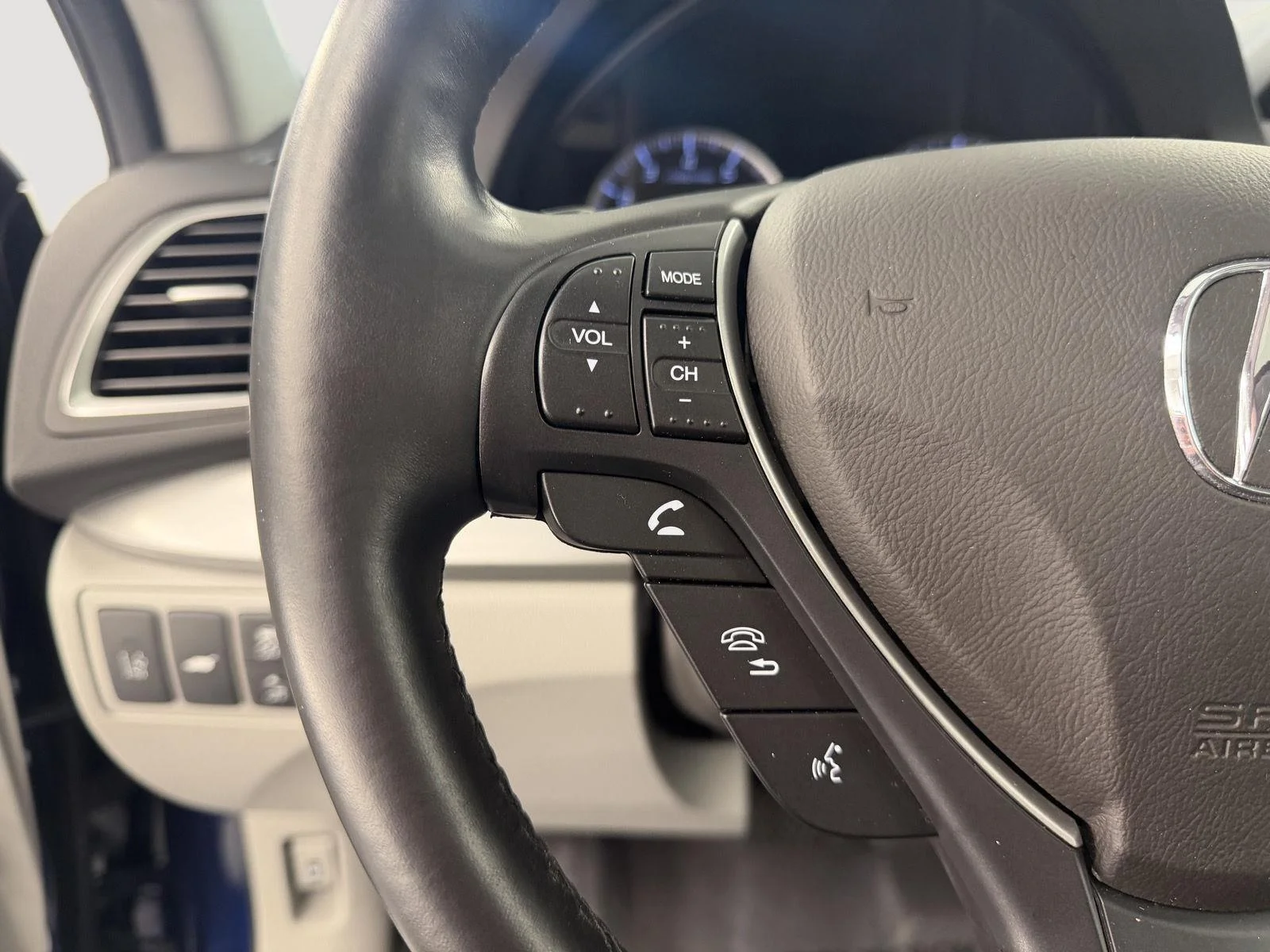 Used 2016 Fathom Blue Pearl Acura Technology Package image 12