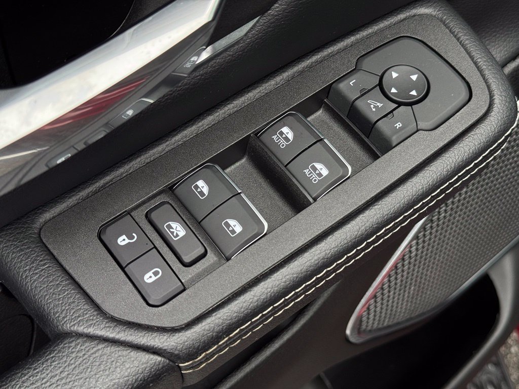Used 2025 Red Ram Laramie image 28