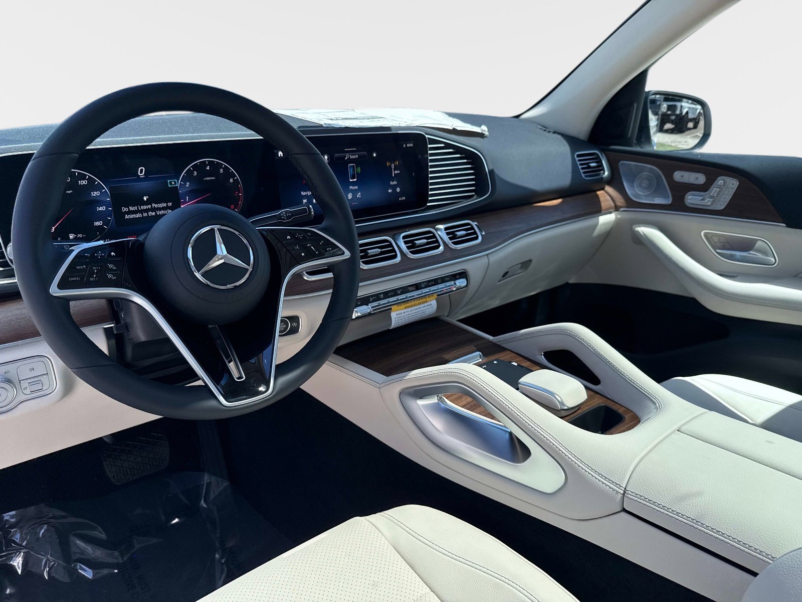 New 2026 Polar White Mercedes-Benz 350 4MATIC® SUV image 15