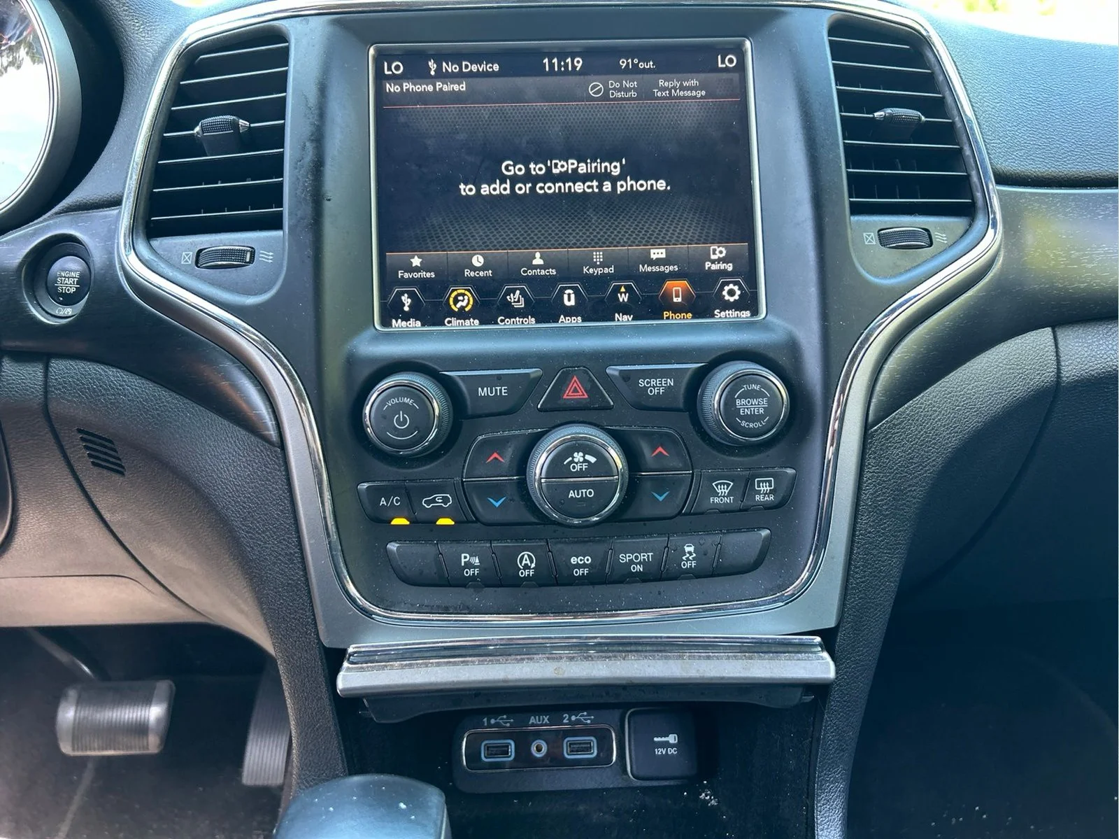 Used 2018 Diamond Black Jeep Altitude image 16