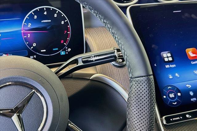 New 2026 Polar White Mercedes-Benz GLC 300 image 44