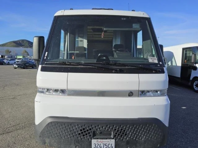 Used 2023 Oyster White BrightDrop EJY image 15