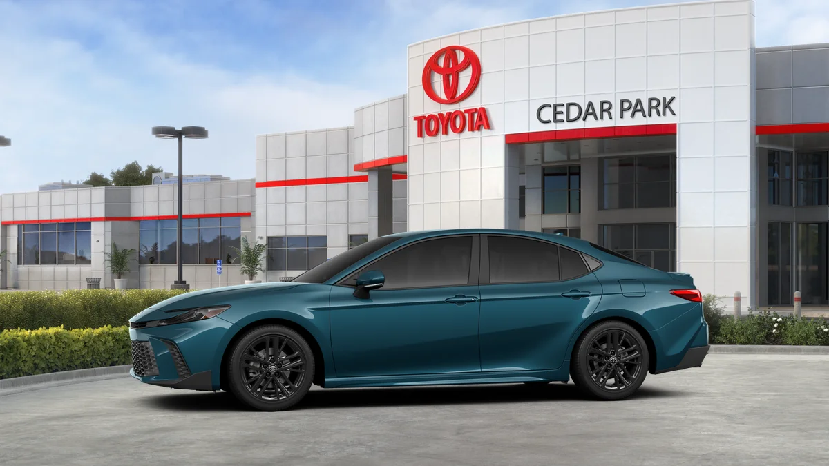 New 2026 Ocean Gem Toyota SE image 3