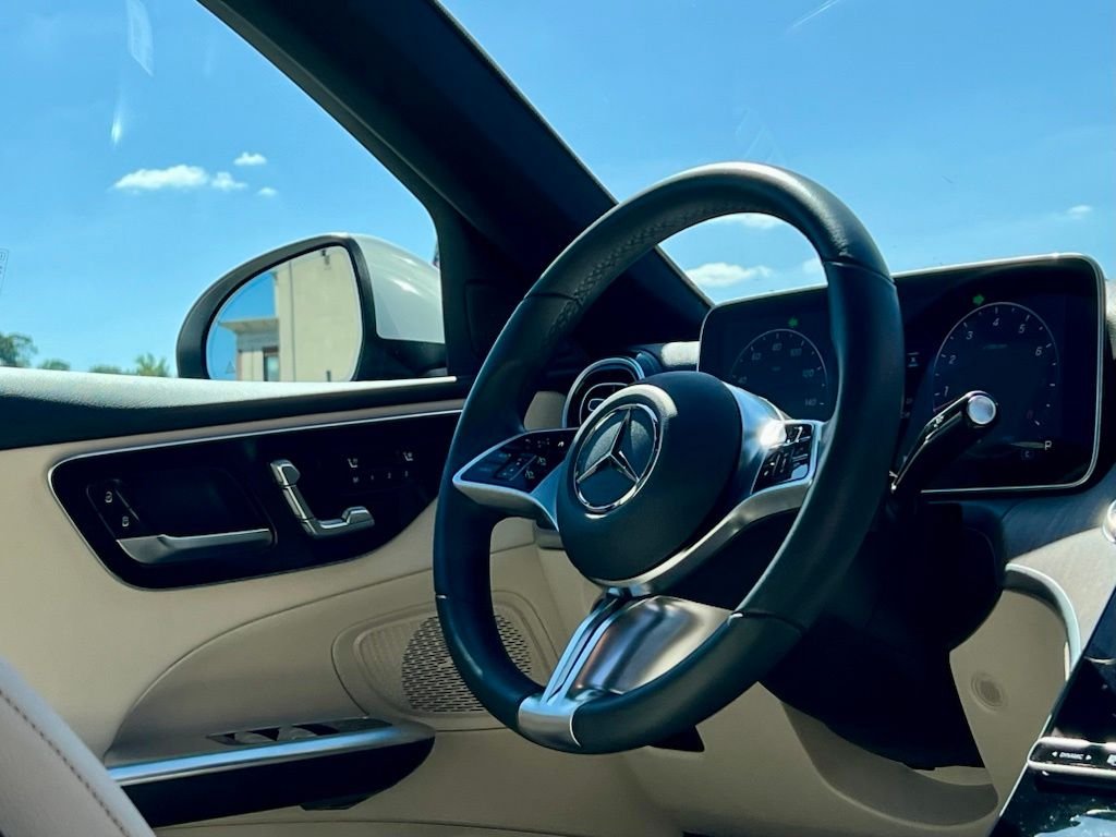 Certified Used 2026  Mercedes-Benz C 300 image 9