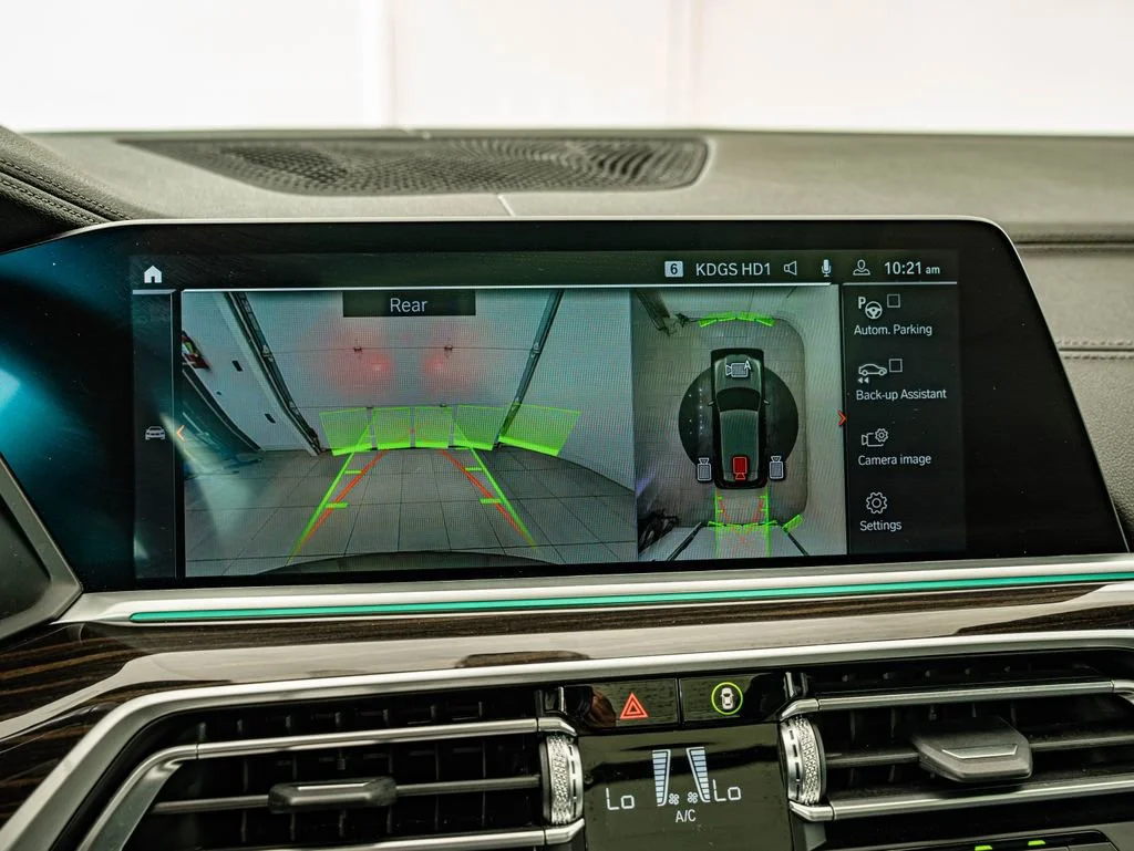 Used 2023 Manhattan Green Metallic BMW xDrive40i image 25