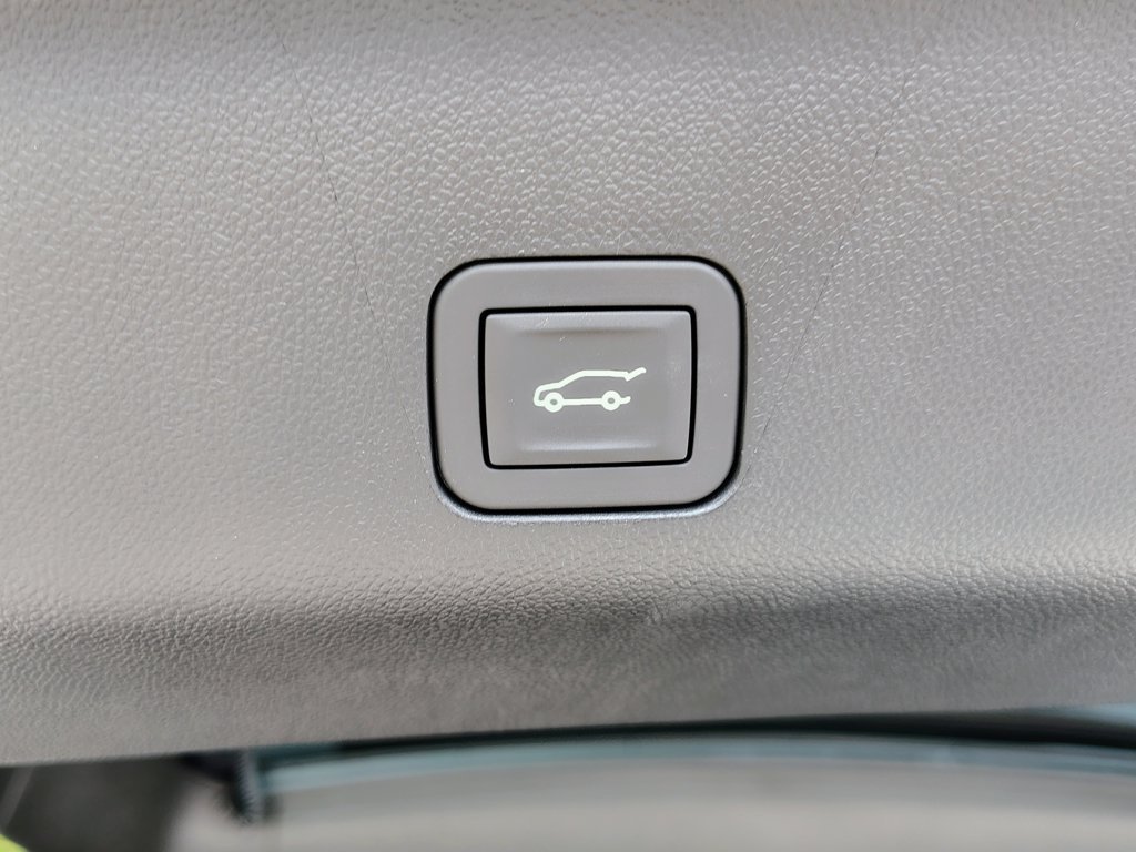 2026 GMC Yukon XL AT4 - Photo 19