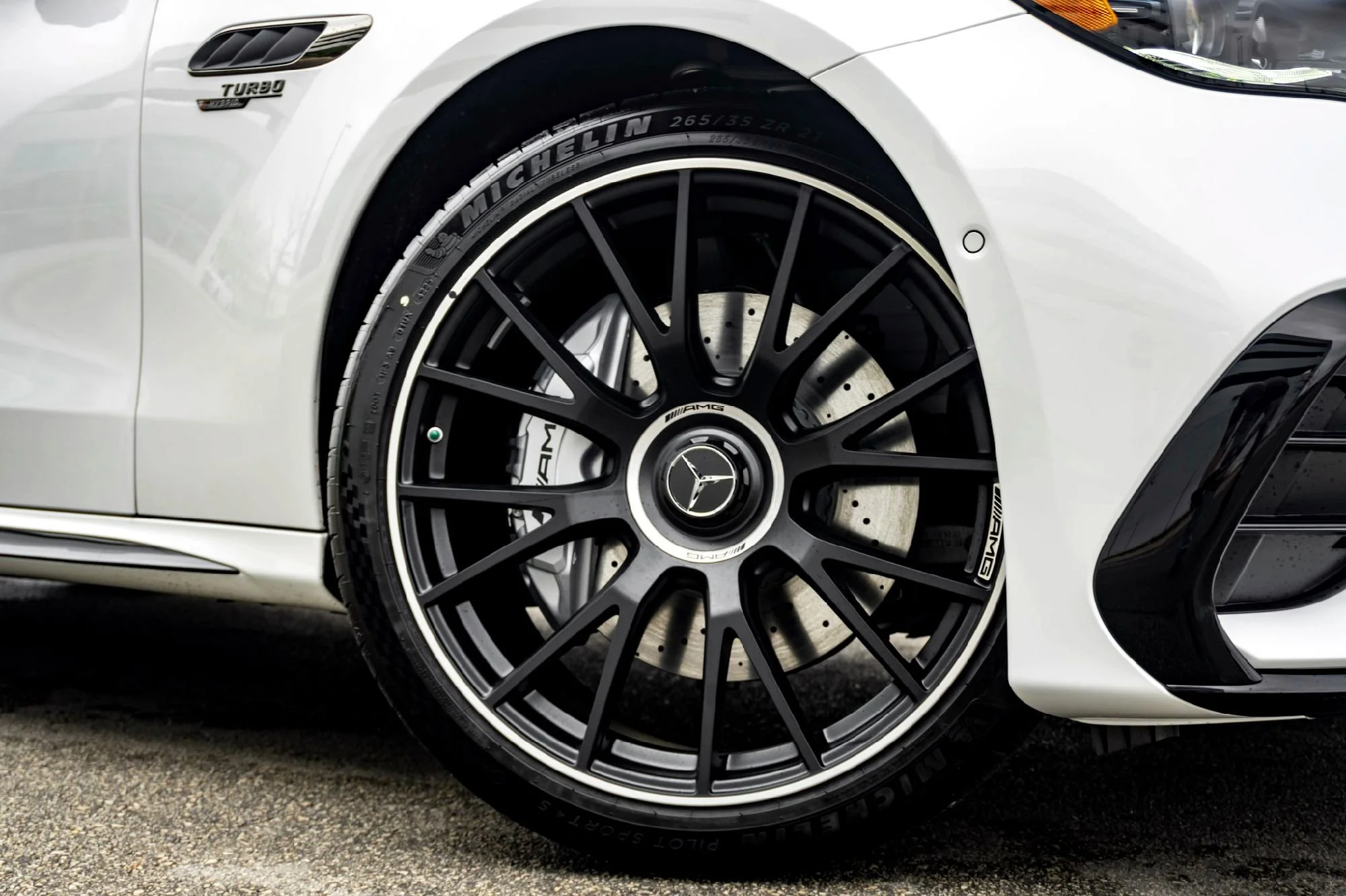 New 2026 White Mercedes-Benz AMG® E 53 E image 2