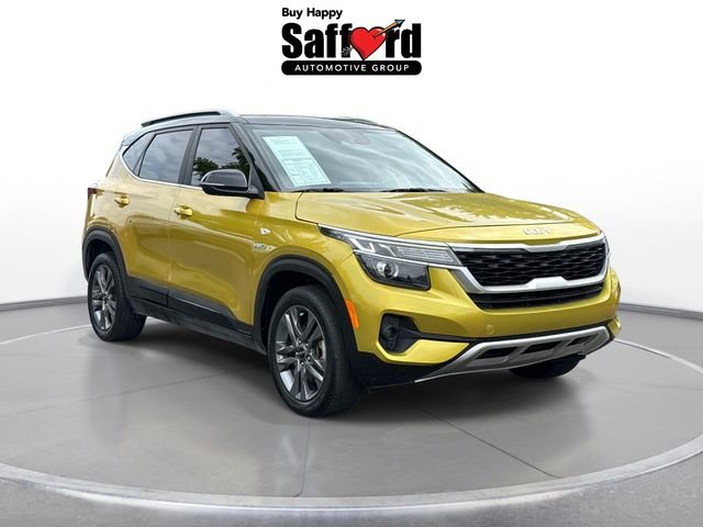 Used 2022 Yellow Kia S image 9
