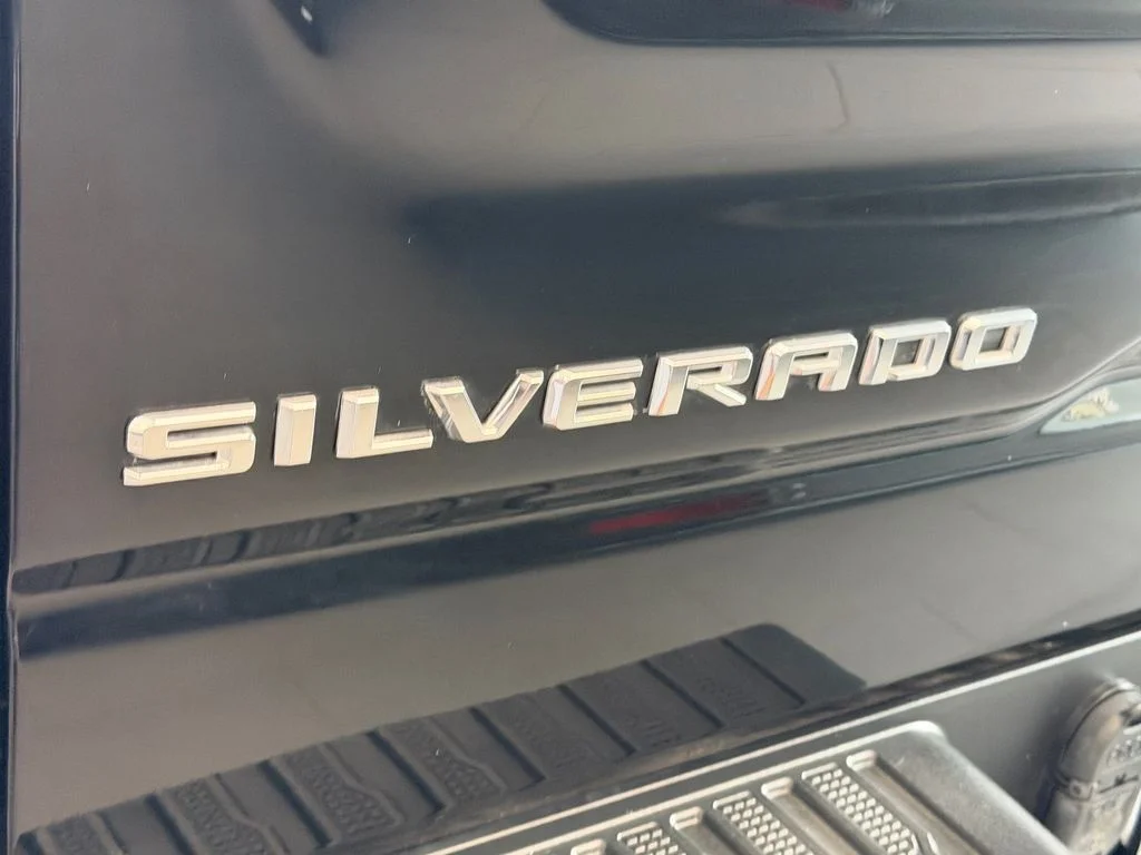 Used 2021 Black Chevrolet LTZ image 15