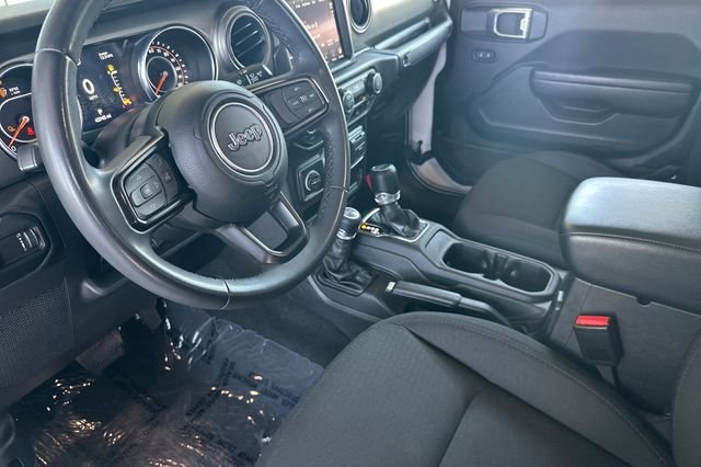 Certified Used 2023 White/off-white Jeep Willys image 10
