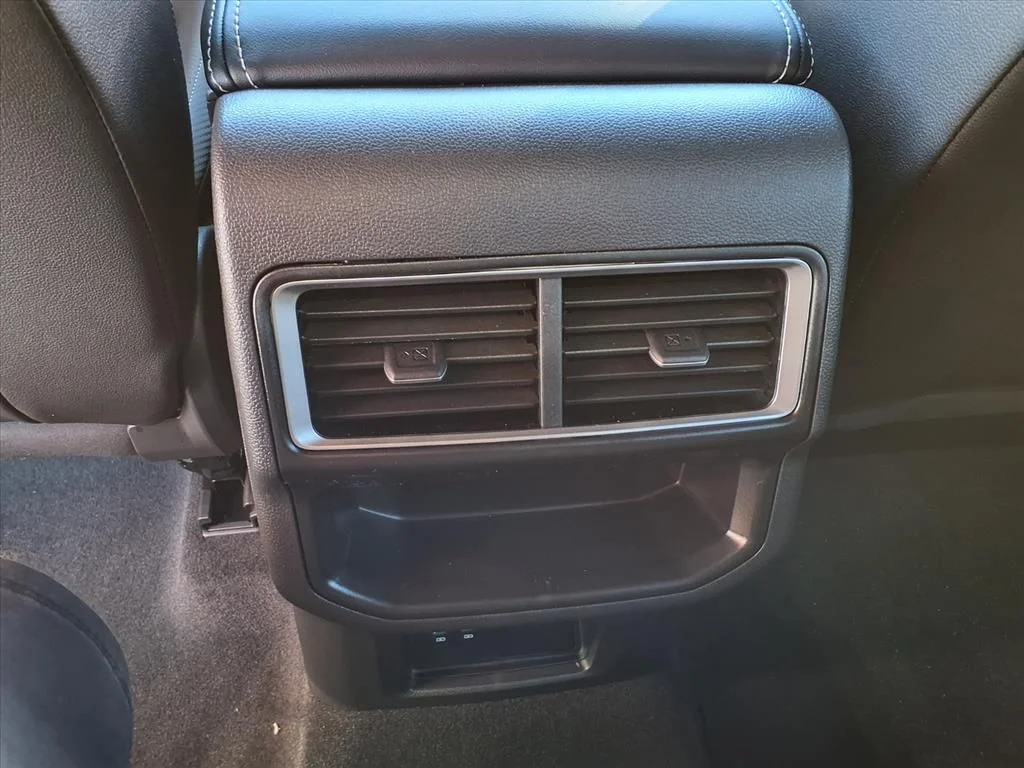 New 2026 Pure Gray Volkswagen 2.0T SE w/Technology image 18