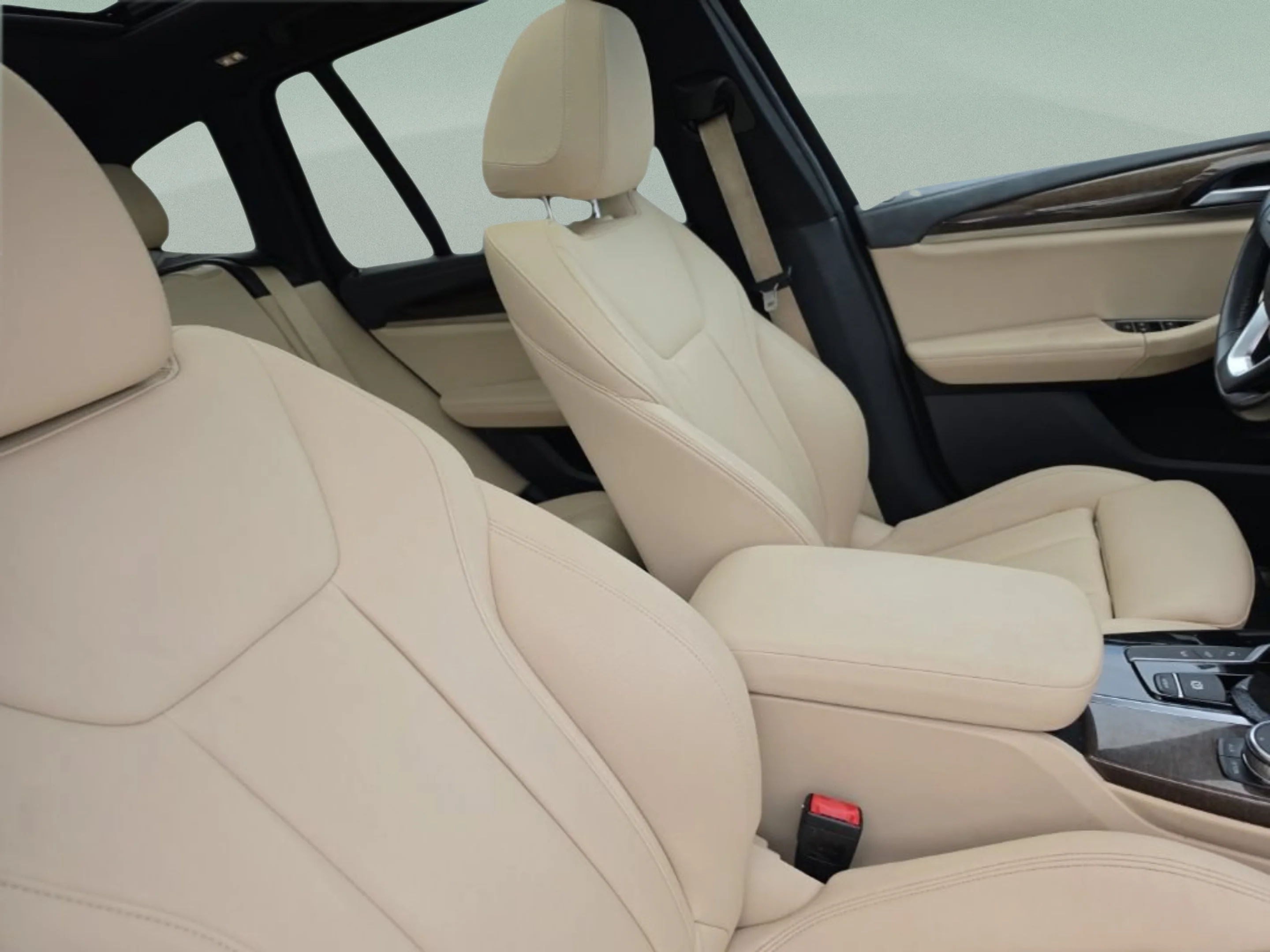 Used 2015 Gray Ford SE image 54