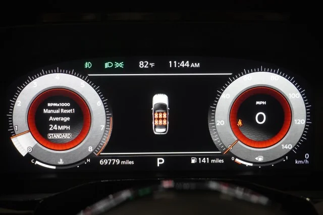 Used 2022 BLACK Nissan Platinum image 28