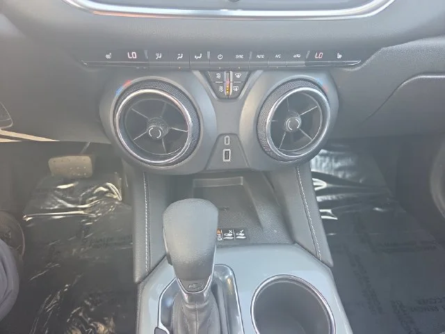 Used 2025 Riptide Blue Metallic Chevrolet 2LT image 21