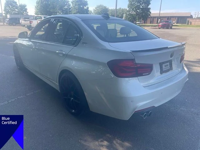 Used 2018 White BMW 330e iPerformance image 3